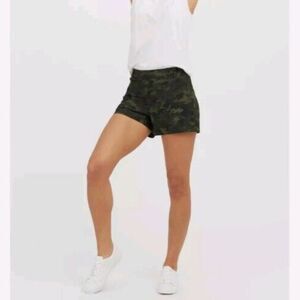 SPANX Sunshine Shorts 6" InsPull On 4-Way Stretch Pockets XLarge Green Camo 213R